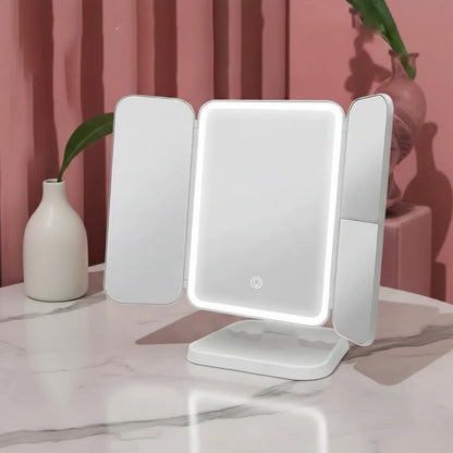 Newyuo™ Trifold LED Makeup Mirror